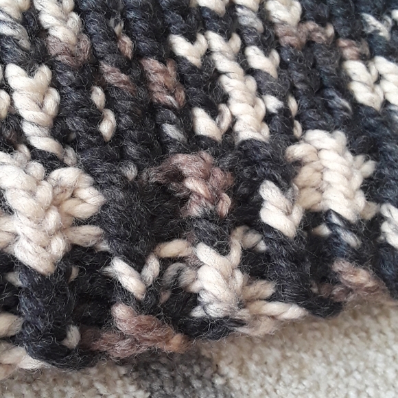 Knit beanie - Picture 2 of 3